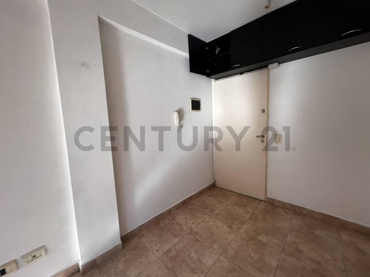 Foto de MONOAMBIENTE EN VENTA CON BALCON APTO CREDITO VILLA URQUIZA, imagen 4