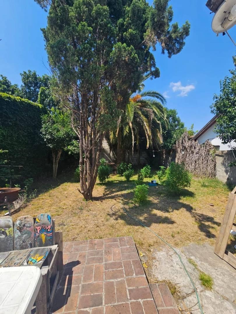 Foto de Venta Casa 3 Ambientes M. grande con gran parque ( Apto Credito), imagen 5