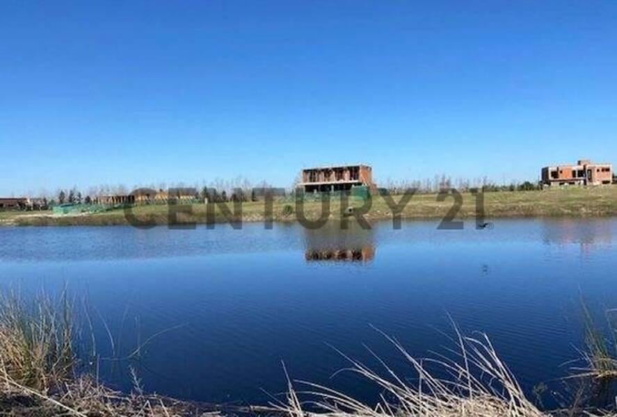 Foto de VENTA LOTE AL LAGO EN NAUDIR, imagen 5