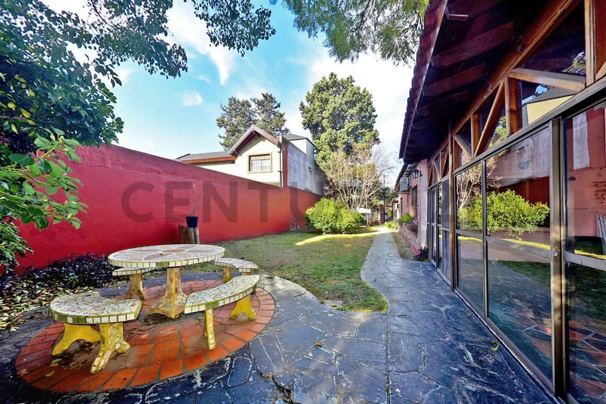 Foto de VENTA CASA 4 AMBIENTES AMPLIO JARDIN Y PILETA EN ITUZAINGÓ, imagen 5