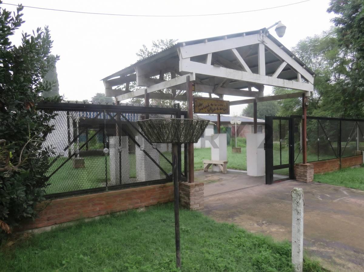 Foto de VENTA CASA QUINTA 3 AMB GRAN PARQUE OPORTUNIDAD ÚNICA !!! GRAL RODRIGUEZ, imagen 2
