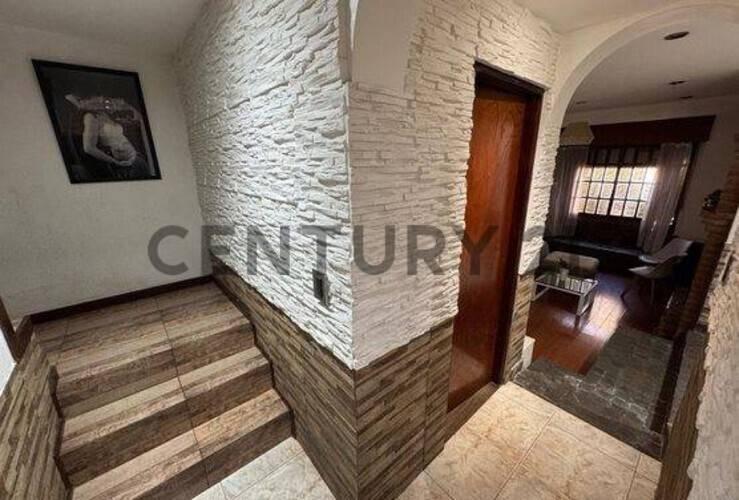 Foto de CASA EN VENTA 6 AMB EN WILDE APTO CREDITO, imagen 5