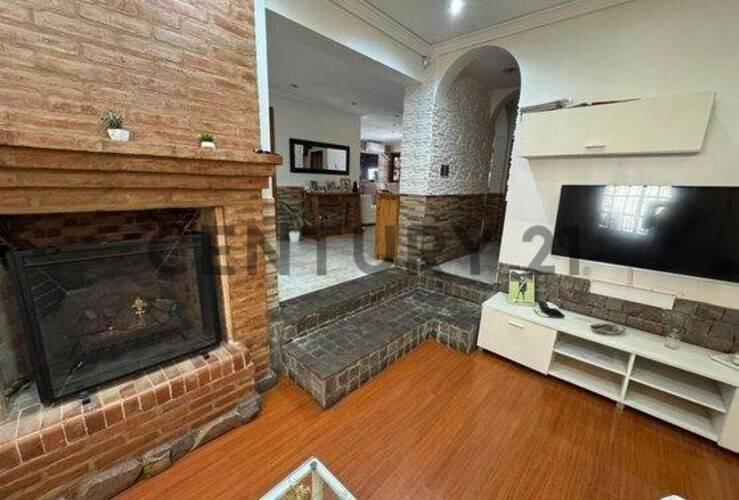 Foto de CASA EN VENTA 6 AMB EN WILDE APTO CREDITO, imagen 4