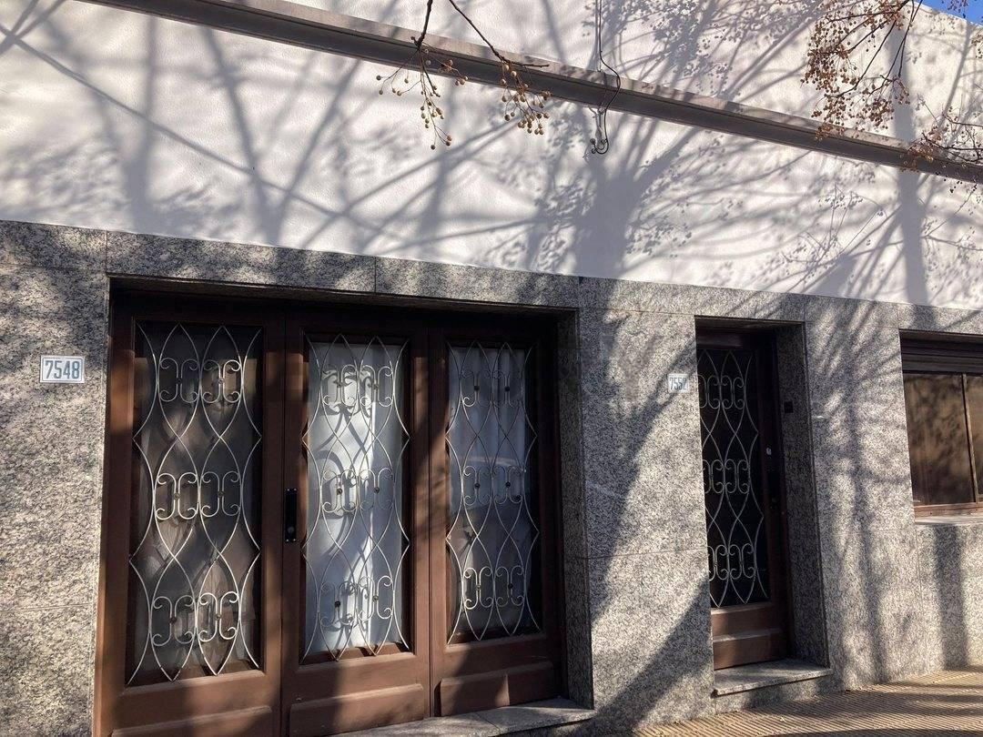 Foto de VENTA CASA 4 AMB EN JOSE LEON SUAREZ-SAN MARTIN, imagen 1