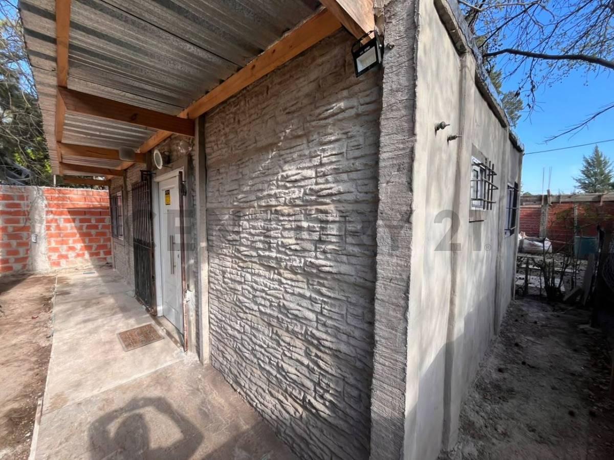 Foto de VENTA LOTE CON MONOAMBIENTE GRAN POTENCIAL EN JOSE C PAZ, imagen 3