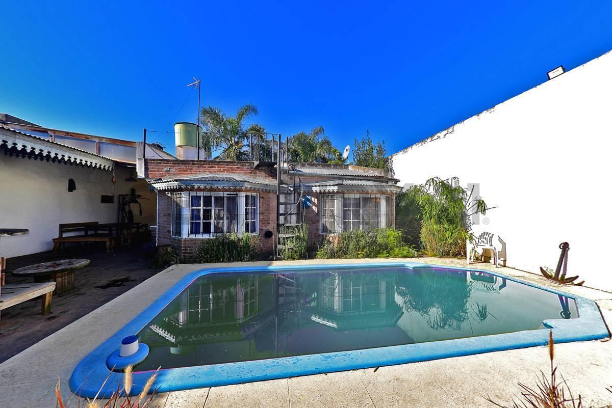Foto de VENTA CASA 4 AMBIENTES CON PILETA EN VILLA DE MAYO, imagen 1
