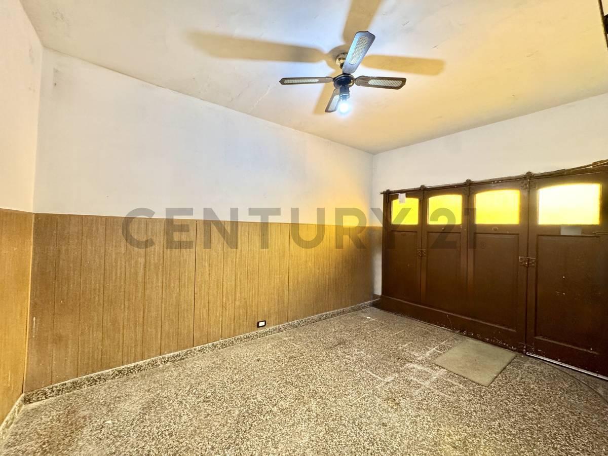 Foto de PH EN VENTA EN LANÚS OESTE | 3 AMBIENTES + TERRAZA PROPIA DE 70 M², imagen 5