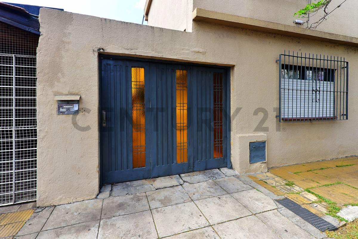 Foto de VENTA PH 3 AMB CON COCHERA IMPECABLE EN MORON, imagen 1