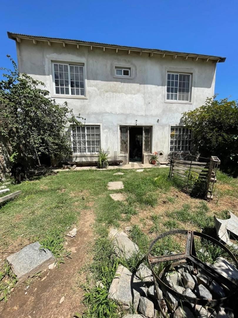 Foto de VENTA CASA 4 AMB, GARIN, APTA CREDITO 70.000 USD, imagen 1