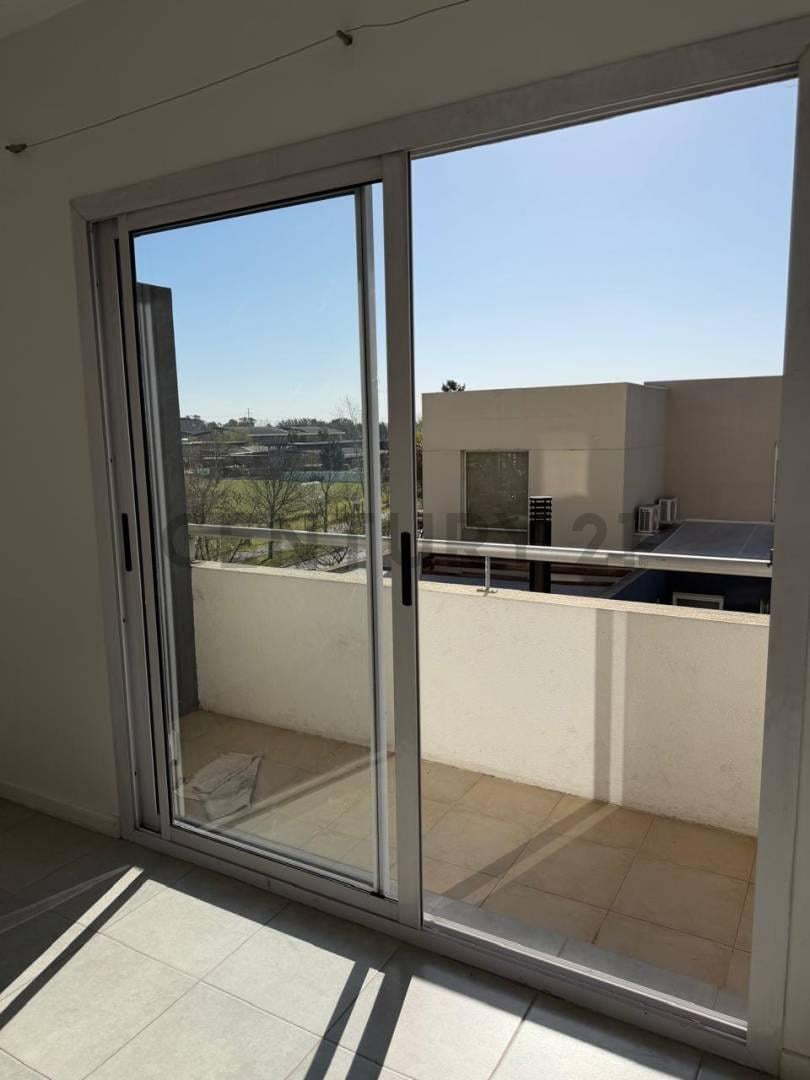 Foto de VENTA DEPARTAMENTO 2 AMB EN HOMES 2 NORDELTA, imagen 2