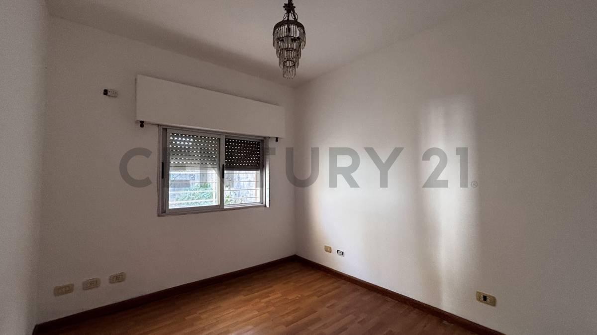 Foto de CASA 2 AMBIENTES EN UNA PLANTA CON JARDIN, imagen 2