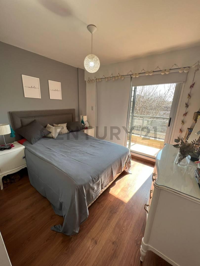 Foto de Venta Departamento de 2 Ambientes en Suite con Cochera en Lomas de, imagen 2