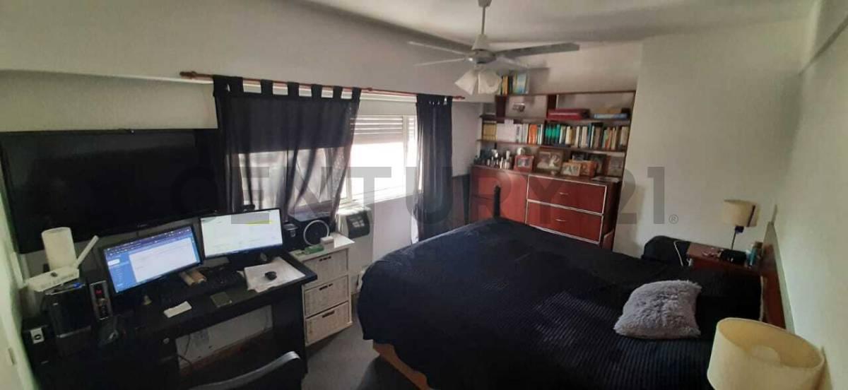 Foto de Venta Departamento de 3 Ambientes. Piso alto, balcon y Apto Profesional, imagen 2