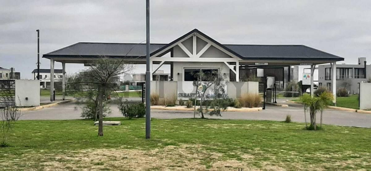 Foto de VENTA LOTE EN CLUB DE CAMPO SEBASTIAN GABOTO. HUDSON, imagen 3