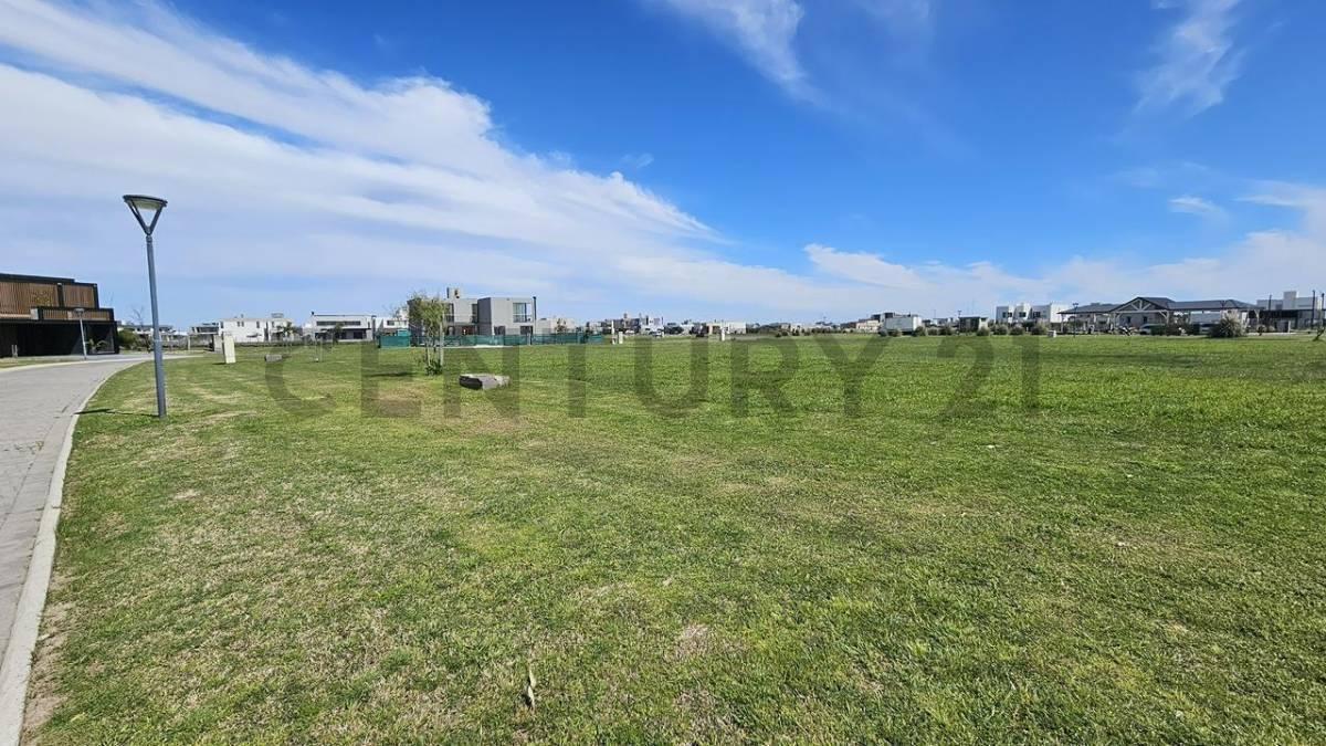 Foto de VENTA LOTE EN CLUB DE CAMPO SEBASTIAN GABOTO. HUDSON, imagen 4