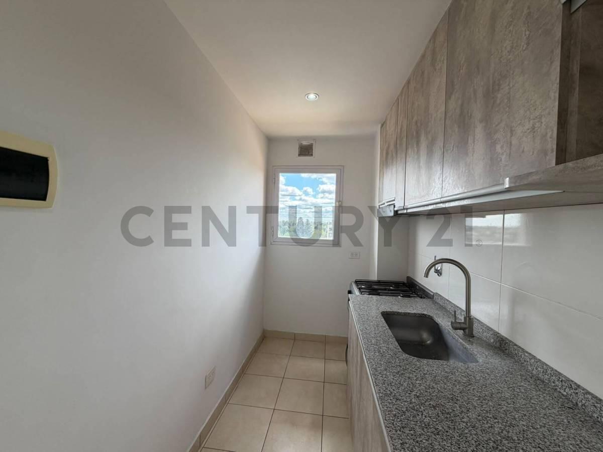 Foto de VENTA DEPTO 2 AMBIENTES CON BALCON EN SAN MIGUEL, imagen 2