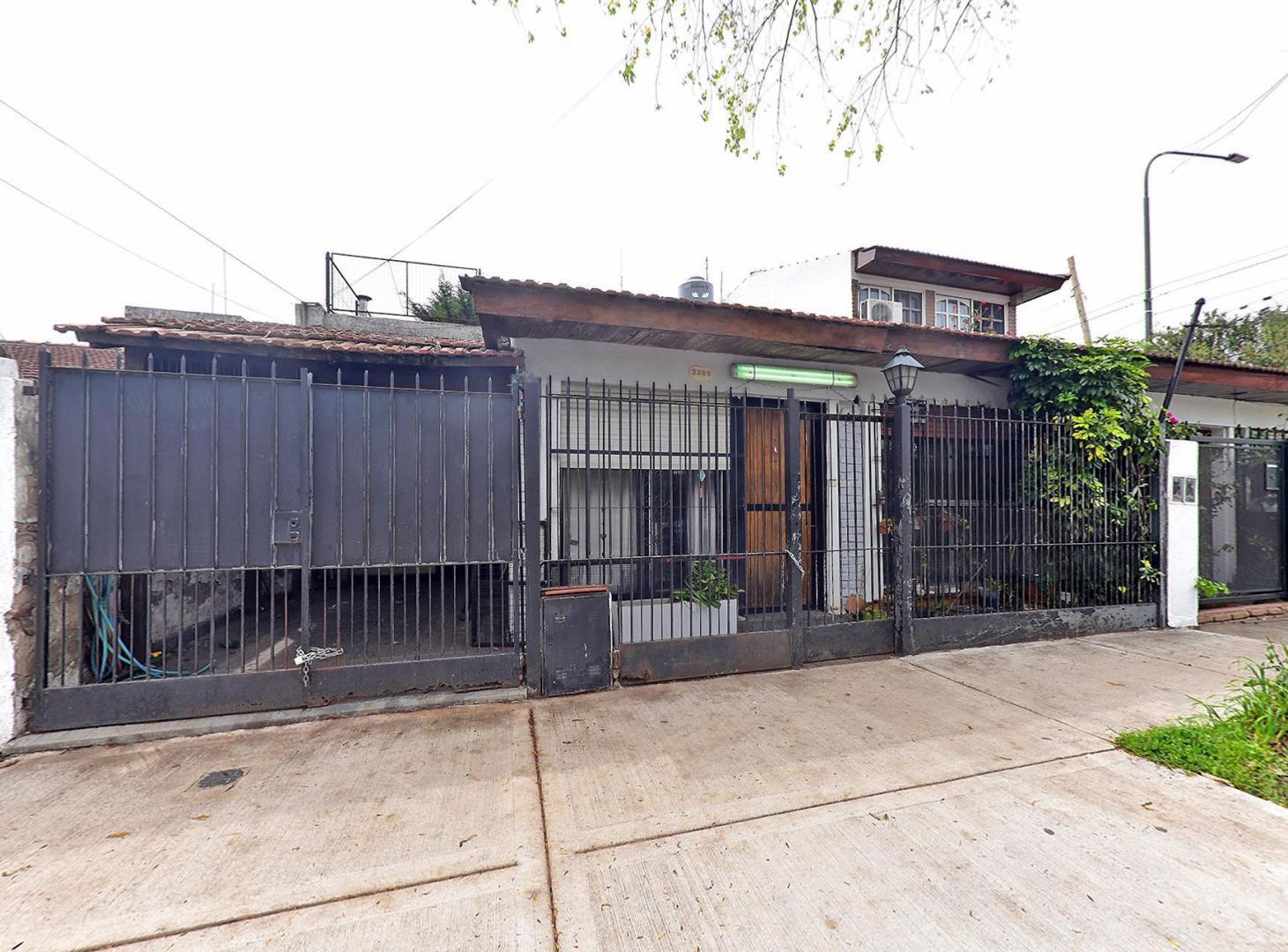 Foto de VENTA PH 3 AMBIENTES CON COCHERA A REFACCIONAR OPORTUNIDAD EN MARTINEZ, imagen 1
