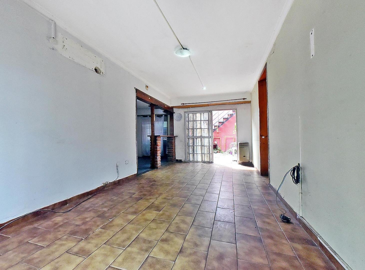 Foto de VENTA PH 3 AMBIENTES CON COCHERA A REFACCIONAR OPORTUNIDAD EN MARTINEZ, imagen 5
