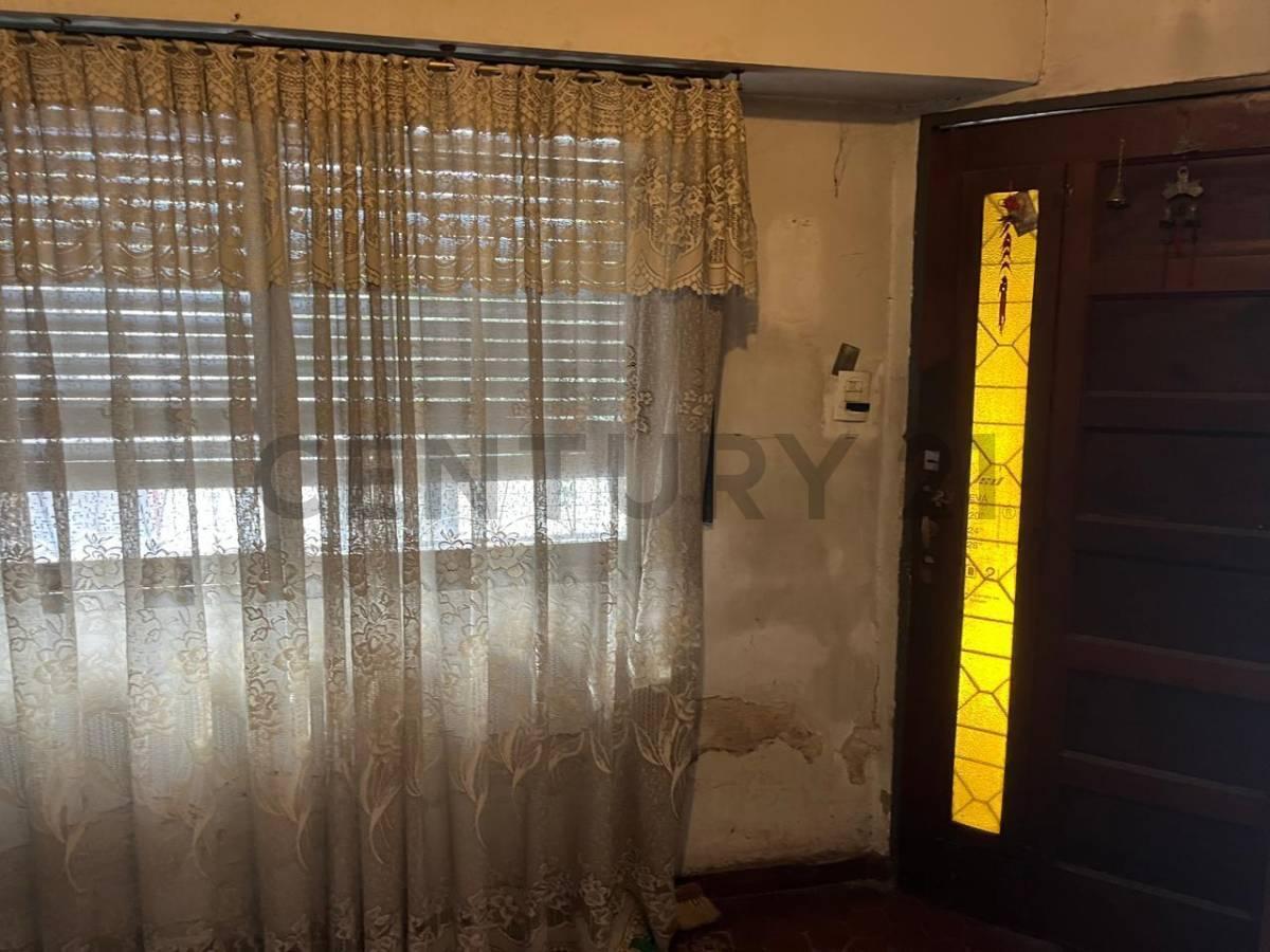 Foto de VENTA CASA 3 AMBIENTES EN MATADEROS A RECICLAR, imagen 4