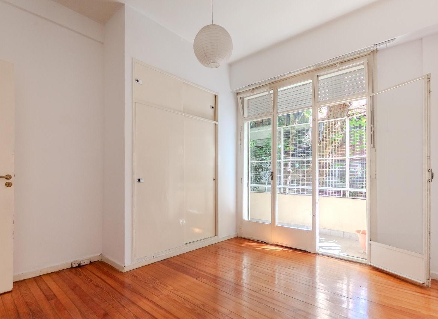 Departamento apto profesional de dos ambientes al frente, en pleno Villa Crespo.