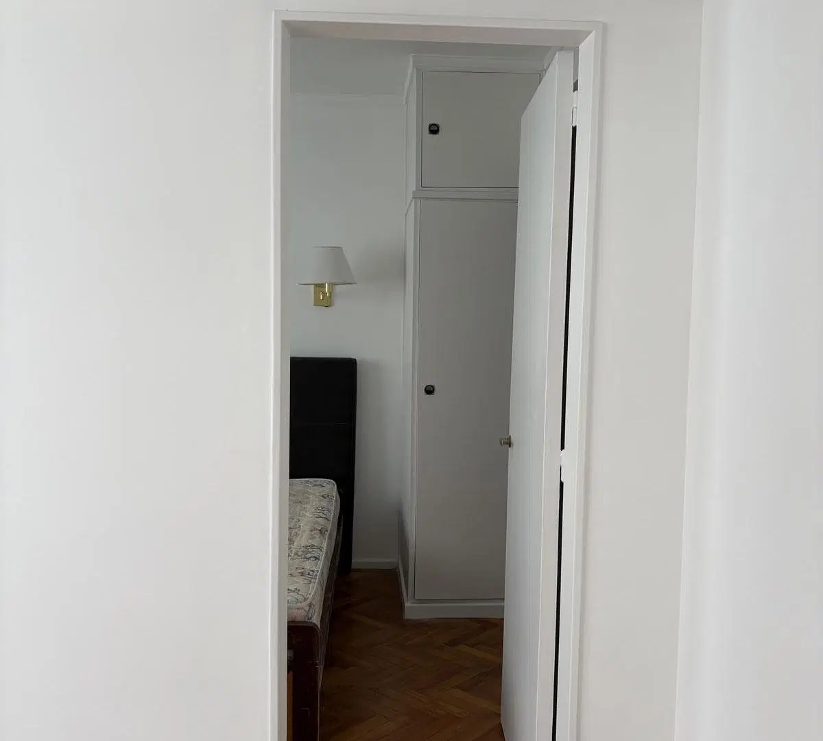 Luminoso departamento 2 ambientes Apto Profesional con cocina separada 5