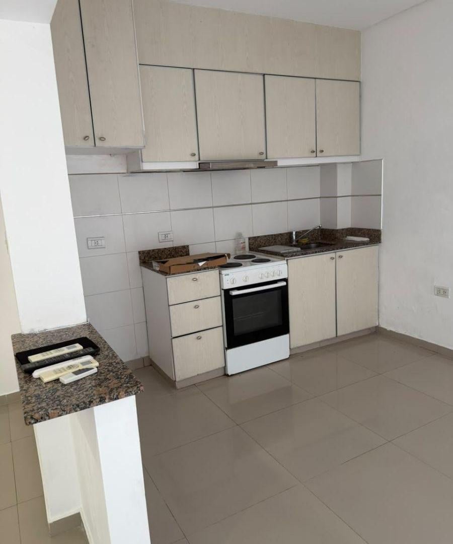 Foto de Departamento de con 1 dormitorio en alquiler en La Plata, imagen 1