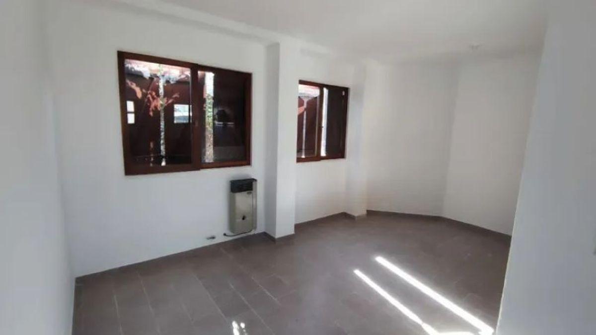 Foto de COFICO - EDIFICIO CON 6 DEPARTAMENTOS Y 2 LOCALES COMERCIALES, imagen 1