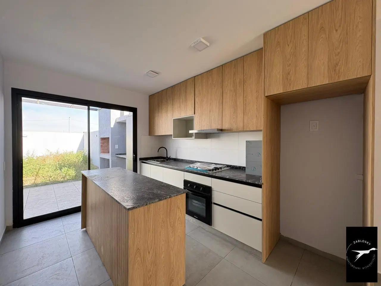 DÚPLEX OPORTUNIDAD NOBU 2 DORM 2 BAÑOS PLANTA BAJA 2