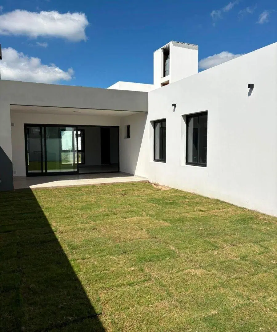 Hermosa Casa en alquiler en Barrio Docta 3