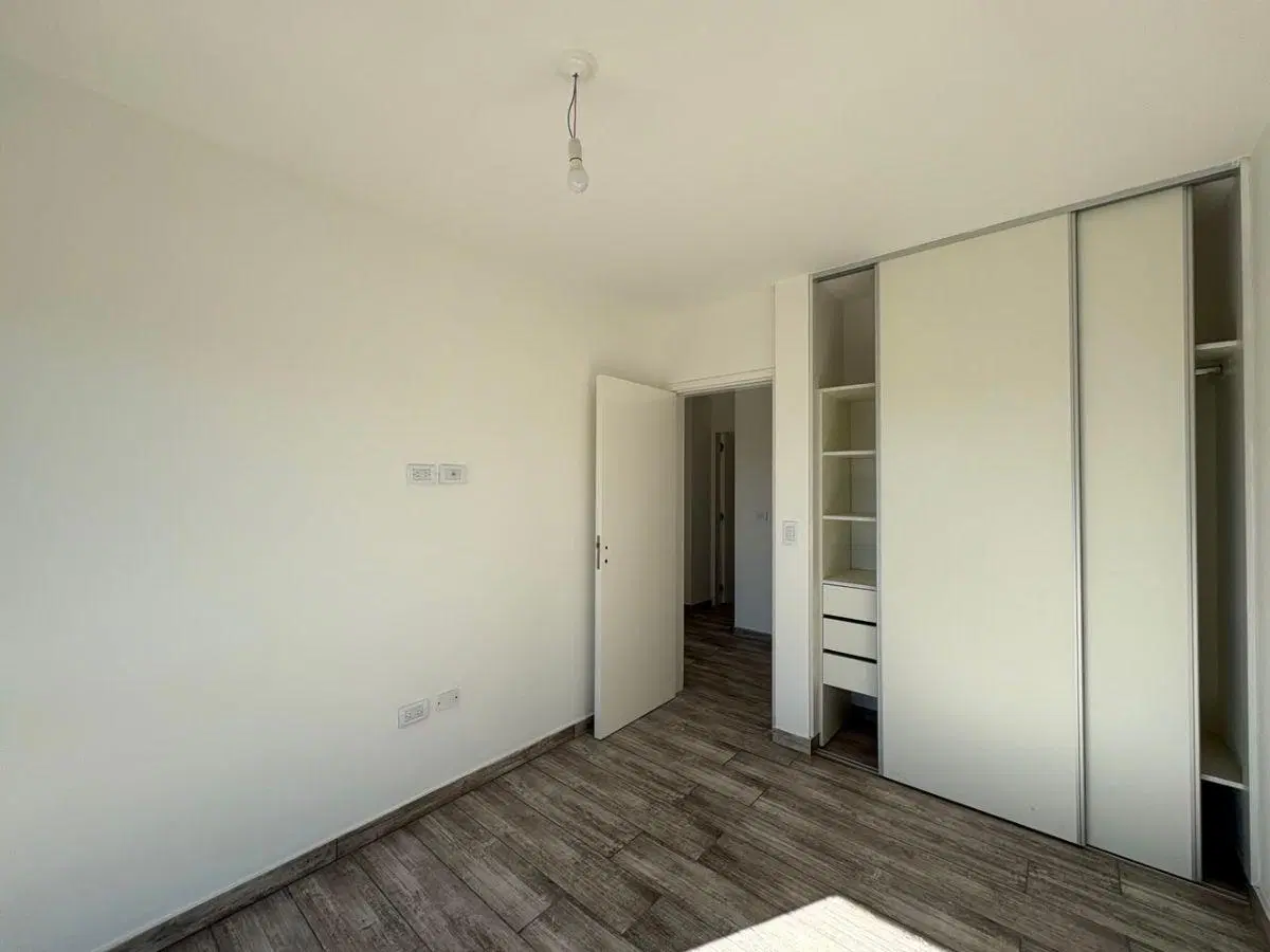 Docta Bvd. dúplex venta, 3D, 3B, DVH, loza radiante, todos los servicios! 8