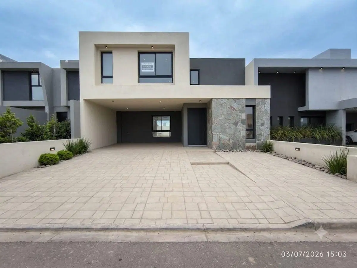 Sobria y elegante, 3D, 3B, escritorio, amplia y luminosa, IMPERDIBLE! 1