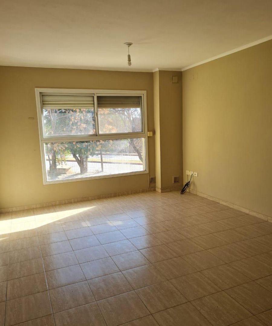 Foto de Alquiler- departamento 2 dormitorios en Balcones Del Chateau, imagen 4