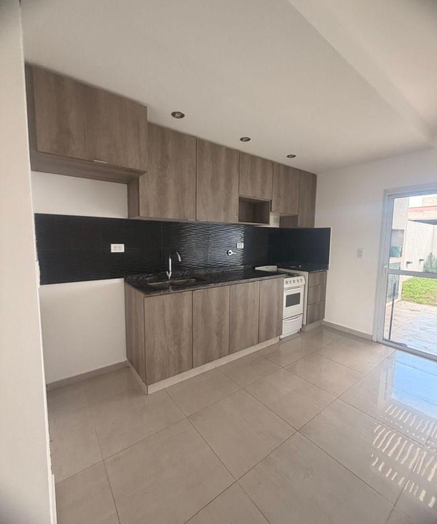 Foto de Alquiler- duplex 3 dormitorios en docta, imagen 2