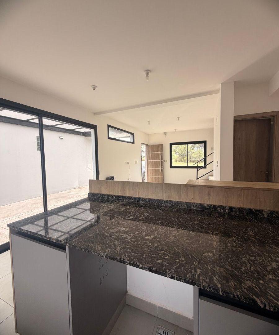 Foto de Alquiler- duplex de 2 dormitorios, imagen 1