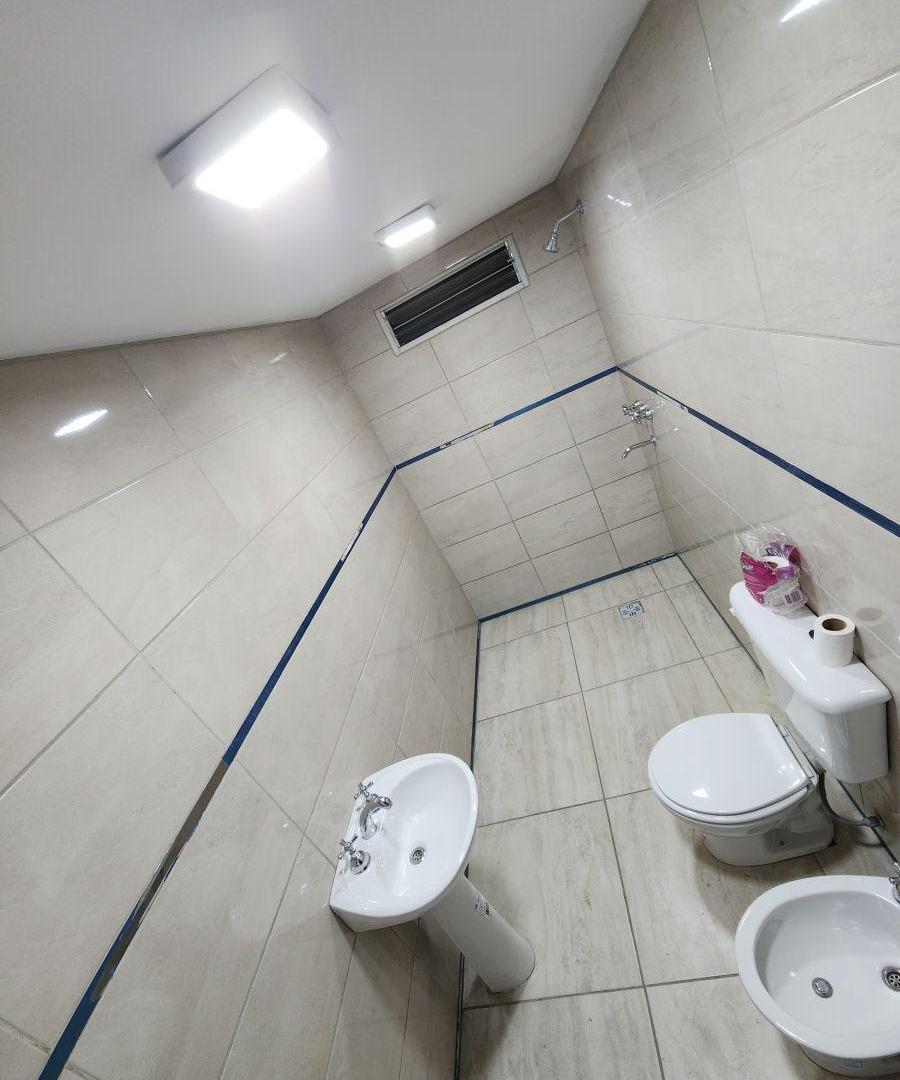 Foto de Alquiler de galpón sobre colectora (zona arco de Córdoba), imagen 5