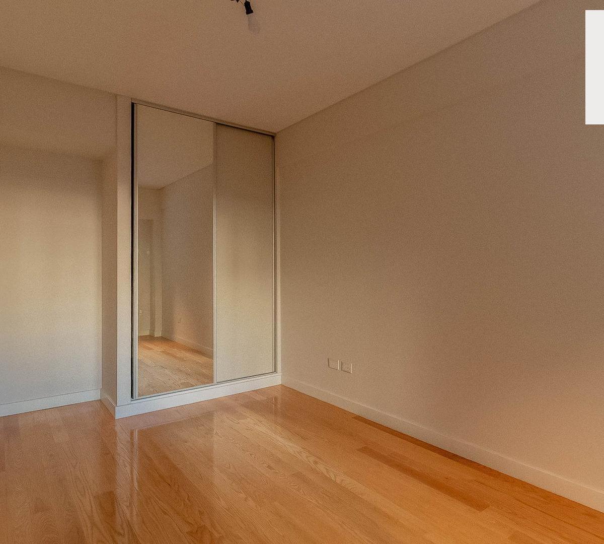 Departamento 4 Amb Av Centenera 570 Usd.535.000. Vista Única! 3