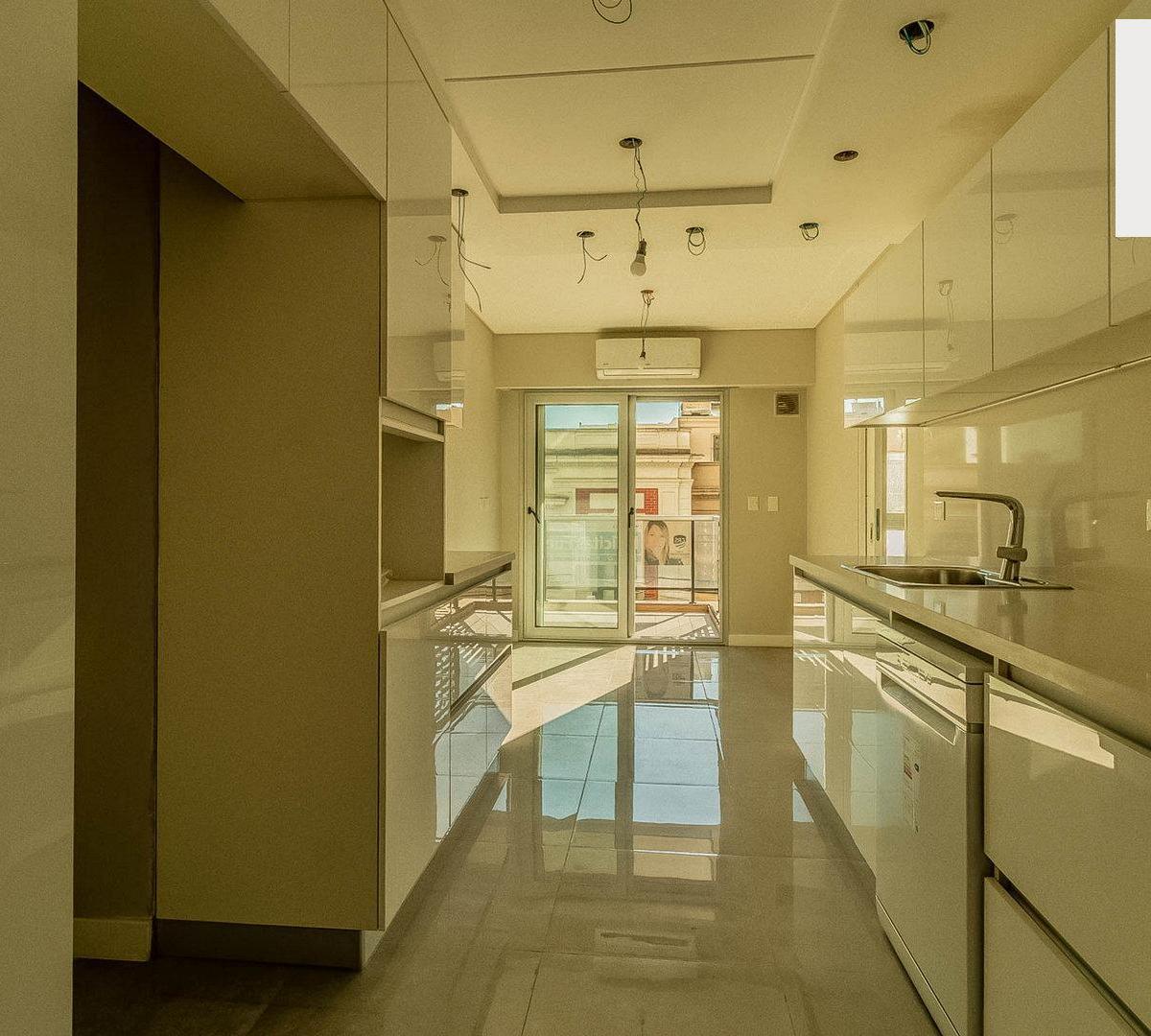 Departamento 4 Amb Av Centenera 570 Usd.535.000. Vista Única! 3