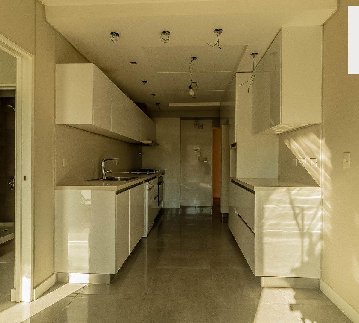 Departamento 4 Amb Av Centenera 570 Usd.535.000. Vista Única! 4