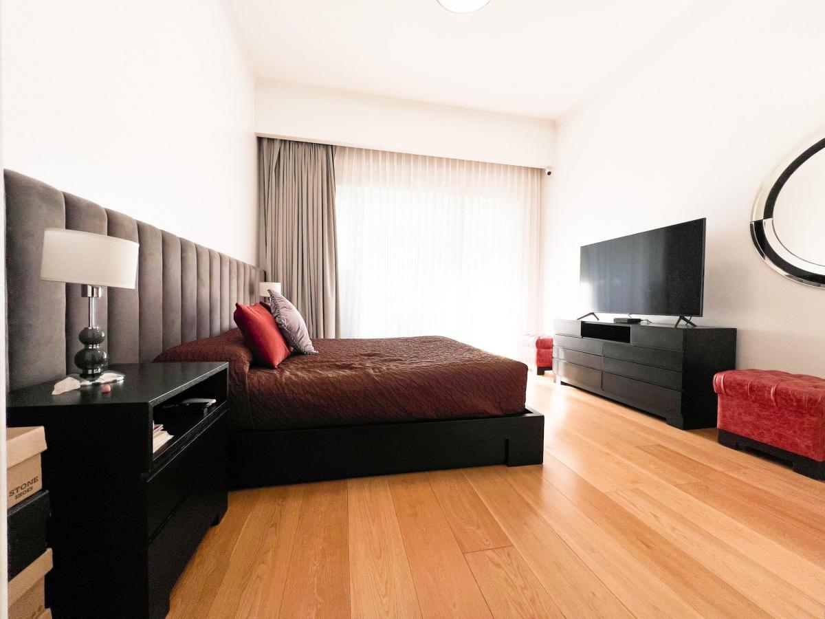 Departamento 3 Amb. con Dependencia en Venta en Alvear Tower 4