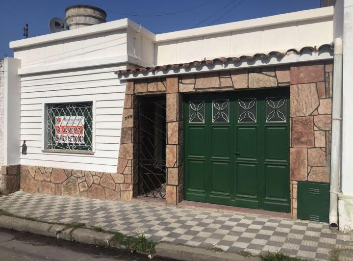 Casa Alquiler Guemes 2 dormitorios 1