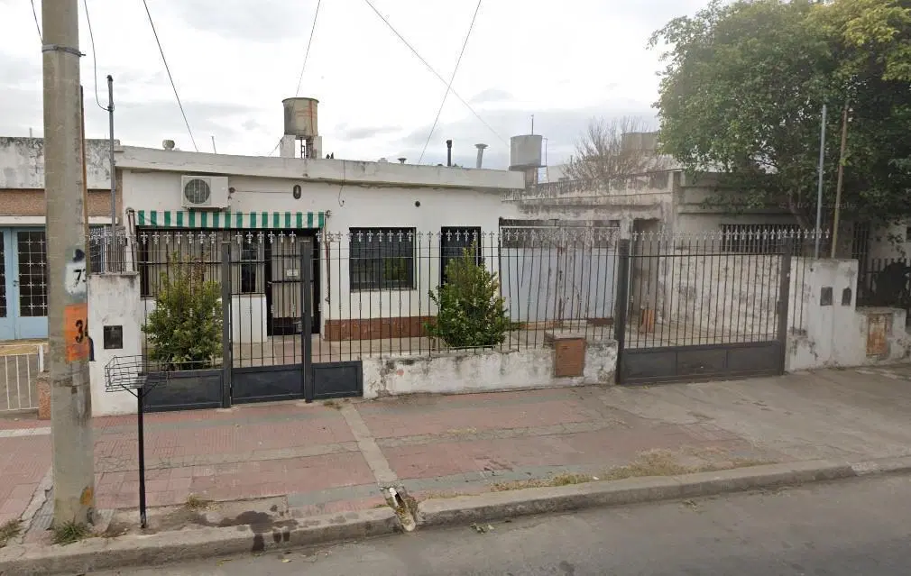 LAS FLORES - LOCAL 1