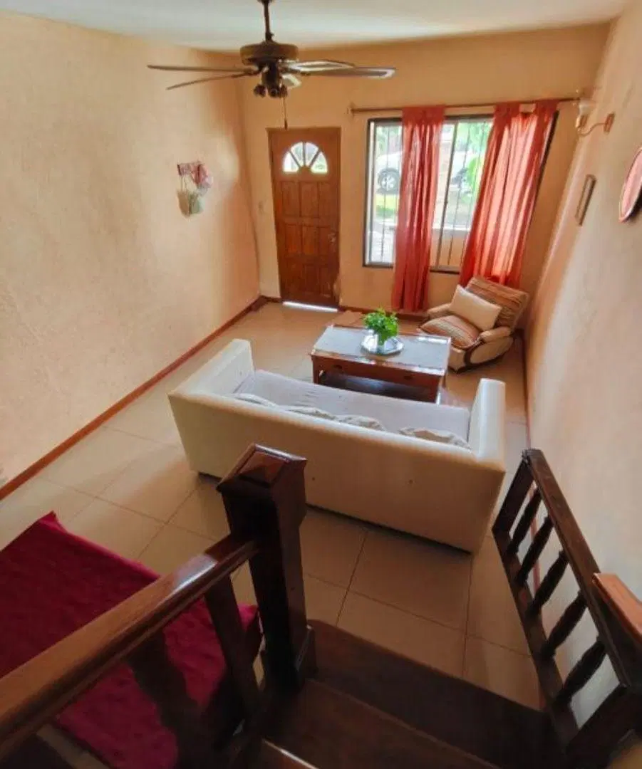 CASA EN VENTA CANNING- EXCELENTE OPORTUNIDAD- 5