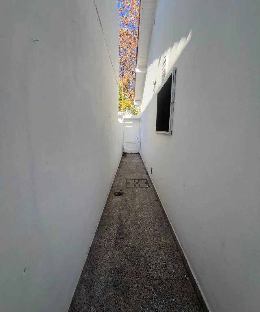 CHALET 3 AMBEINTES SOBRE AMPLIO LOTE 2