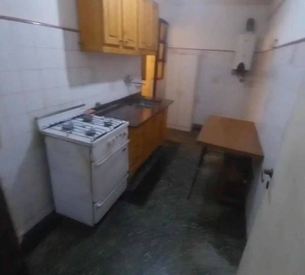 Departamento 3 amb. segundo piso por escalera. 5