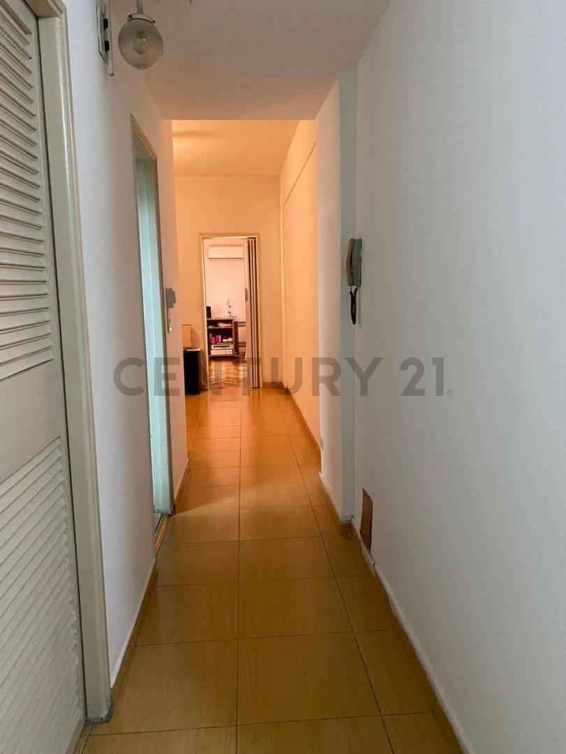 Foto de Venta Departamento 2 ambientes en Recoleta / Barrio Norte - Apto, imagen 3