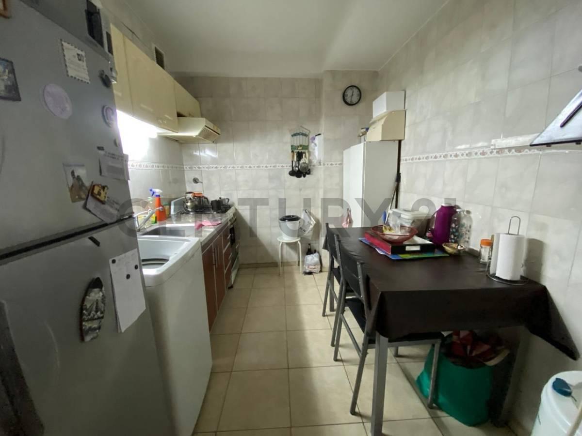 Foto de Venta Departamento 2 ambientes en Recoleta / Barrio Norte - Apto, imagen 2