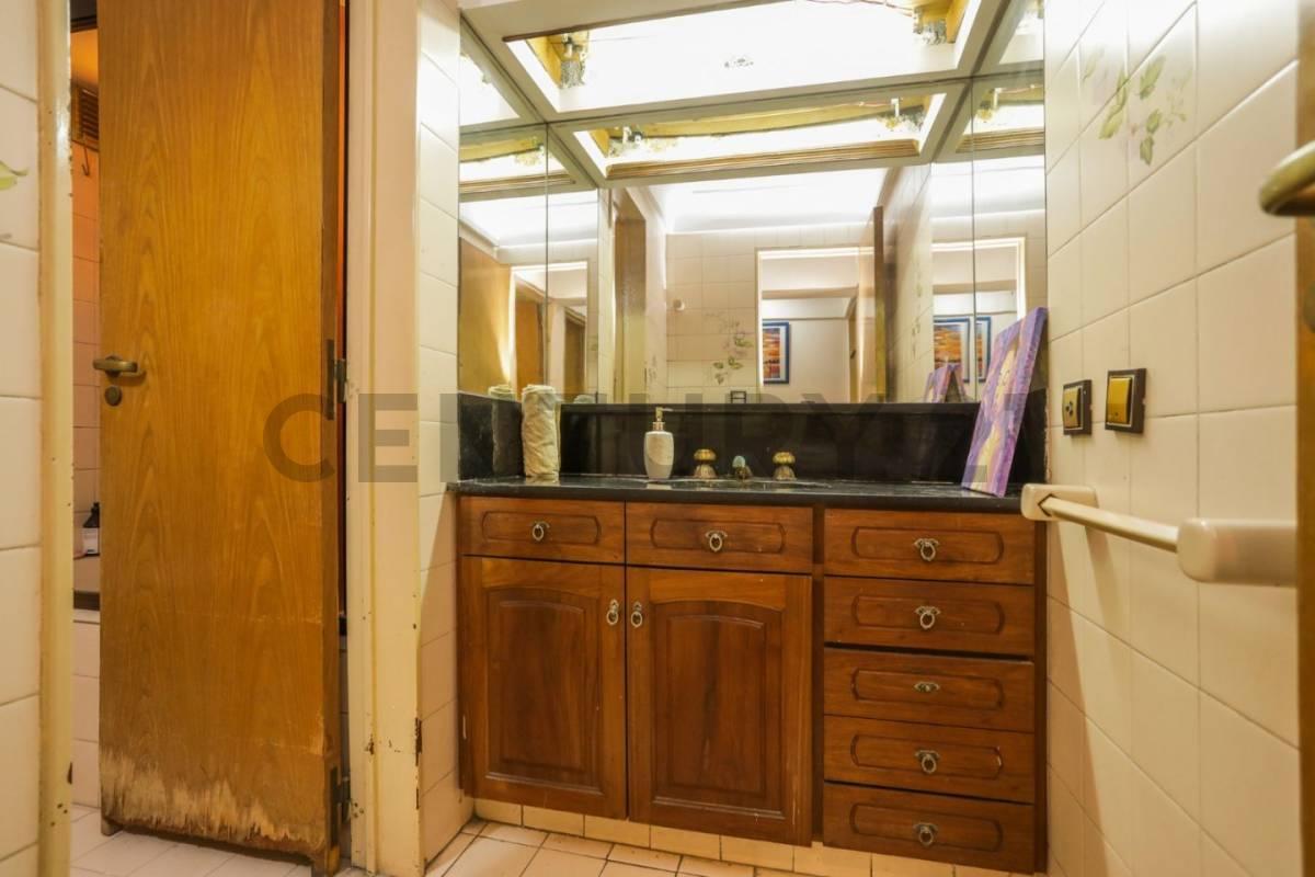 Venta de Departamento 5 Ambientes con Cochera Fija y Baulera 5