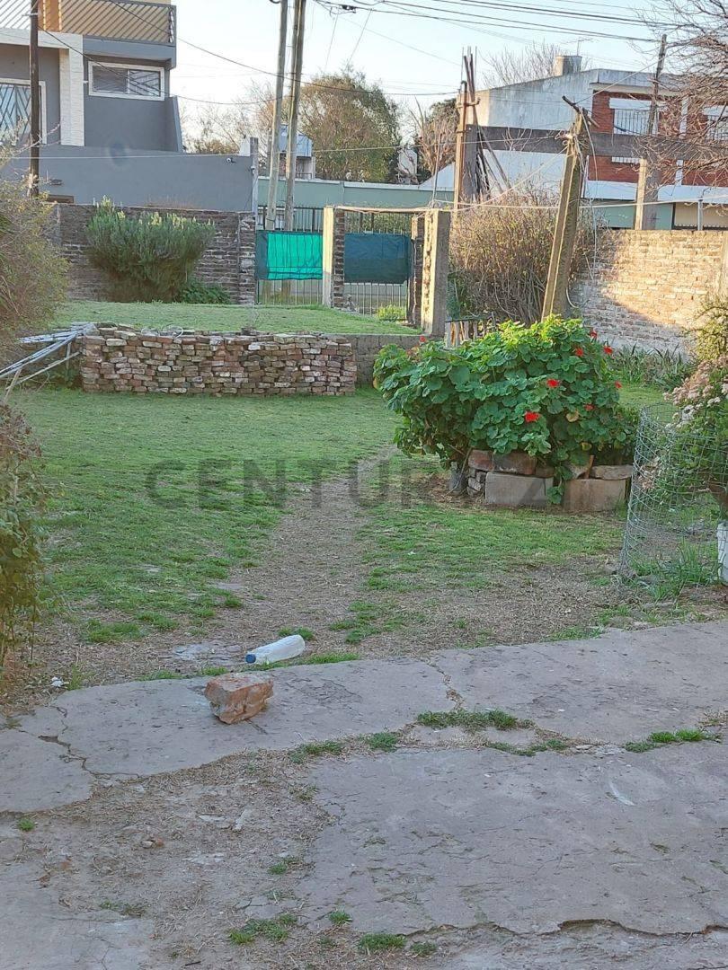 Venta de Casa de 4 Ambientes, Berazategui 2