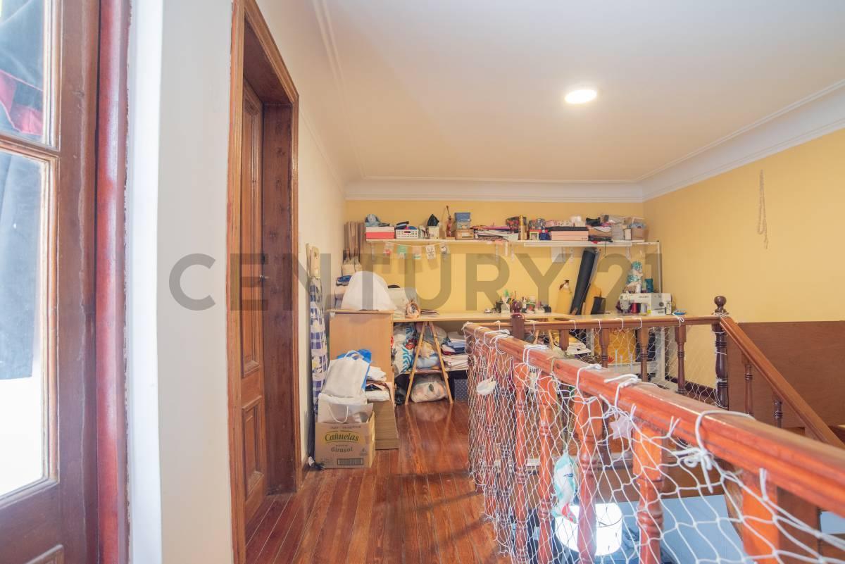Foto de PH de tres ambientes más escritorio y patio en venta en Palermo., imagen 4