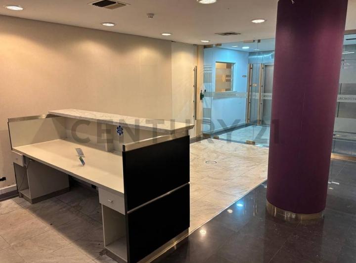 Oficina Planta Libre Amoblada en Alquiler Microcentro CABA 2